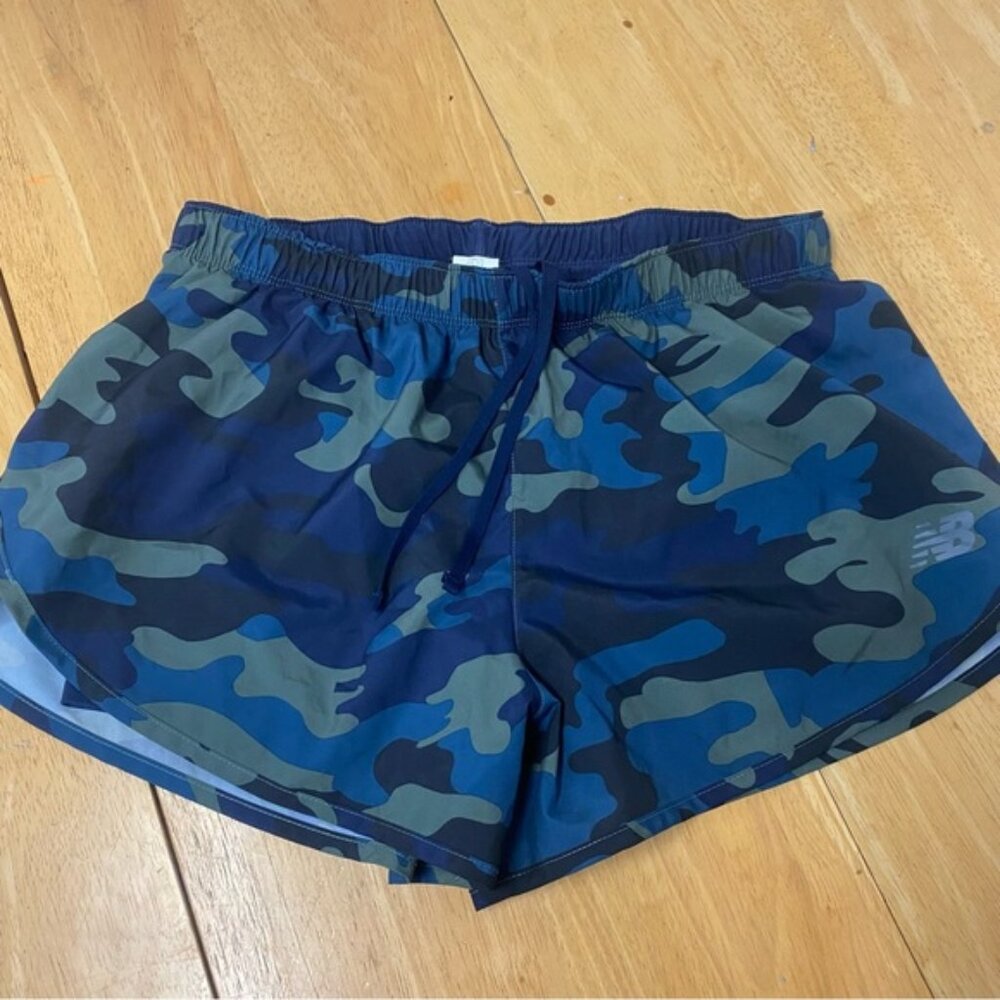 New Balance Women's  Short  for Running Size Medium Camo